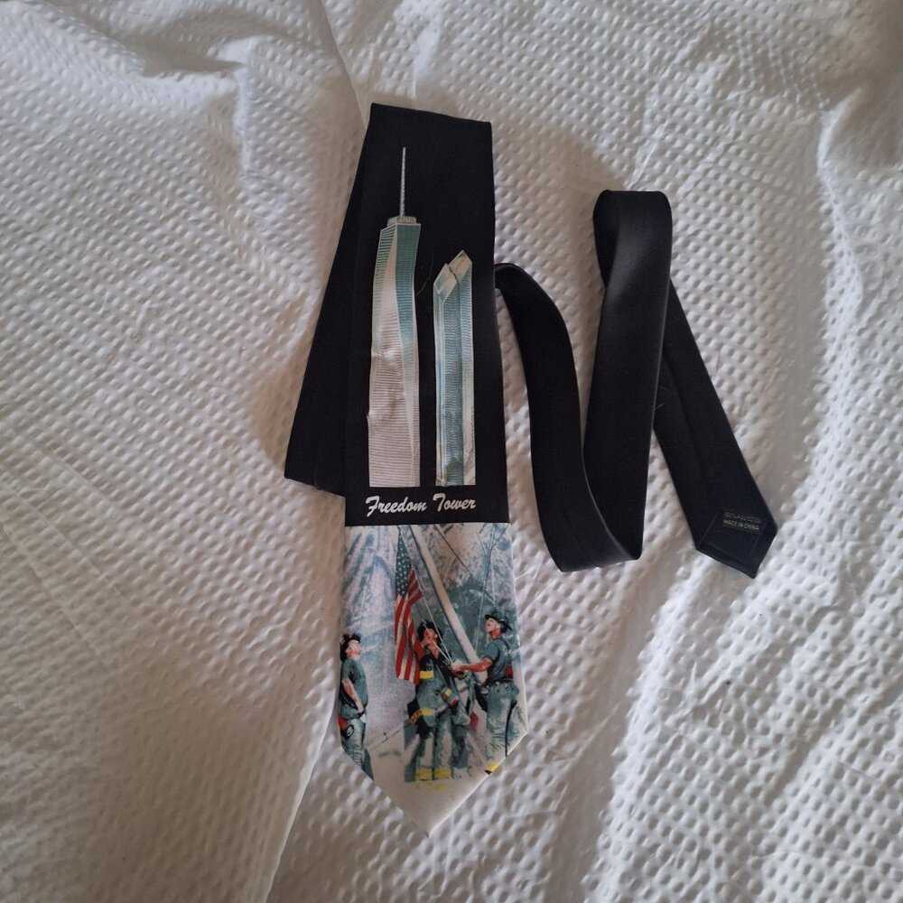 new york  freedom tower tie
